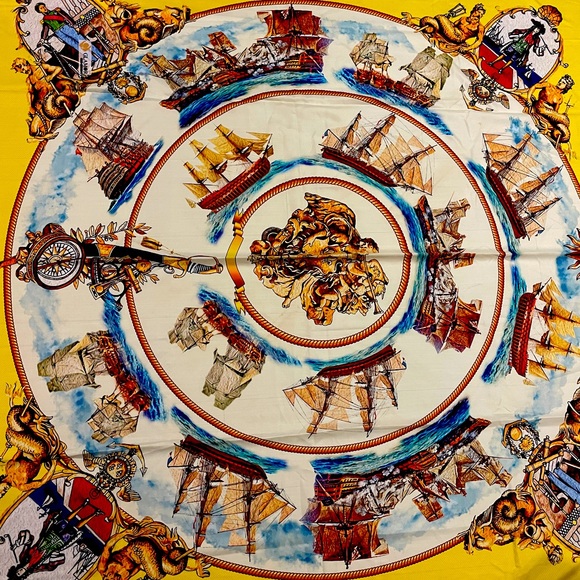 Glamor scarf - Picture 1 of 4